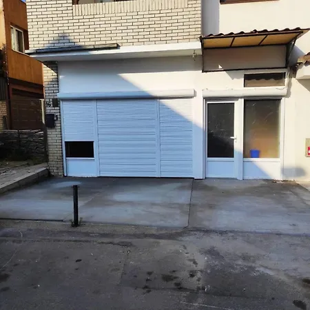 Apartment Fair And Share 1-7 Guests