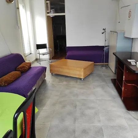 Fair And Share 1-7 Guests Apartment